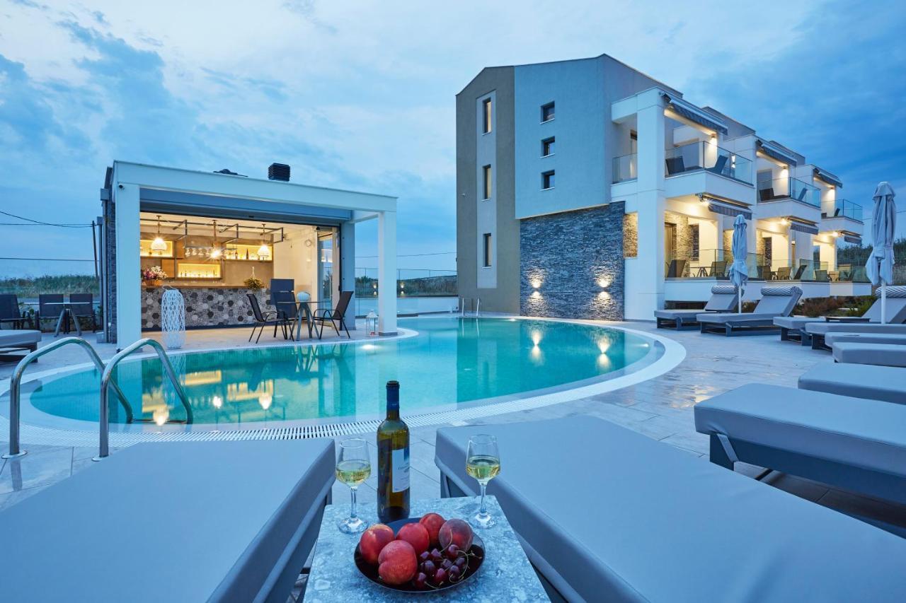 Greystone Suites Paralia Dionisiou Zewnętrze zdjęcie